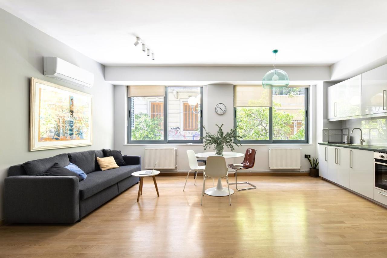 Bright 2Bdr Apartment Downtown Exarcheia! Atenas Exterior foto